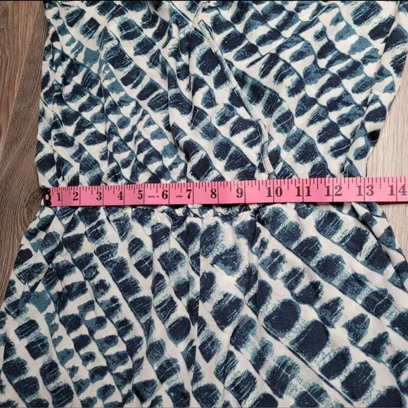 BCBG Paris Jumpsuit Romper Small Blue White Sleeveless Elastic Waist - Picture 7 of 8